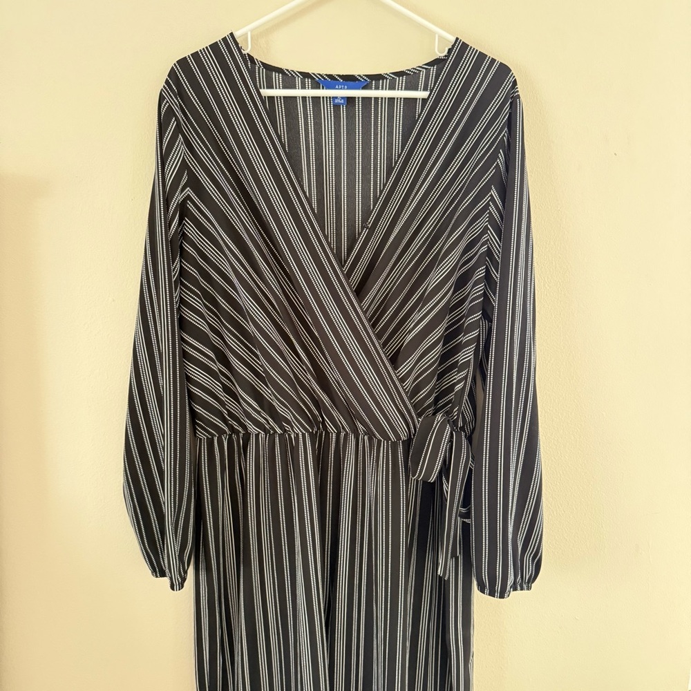 Apt. 9 Black and White Striped Long Sleeve Jumpsuit